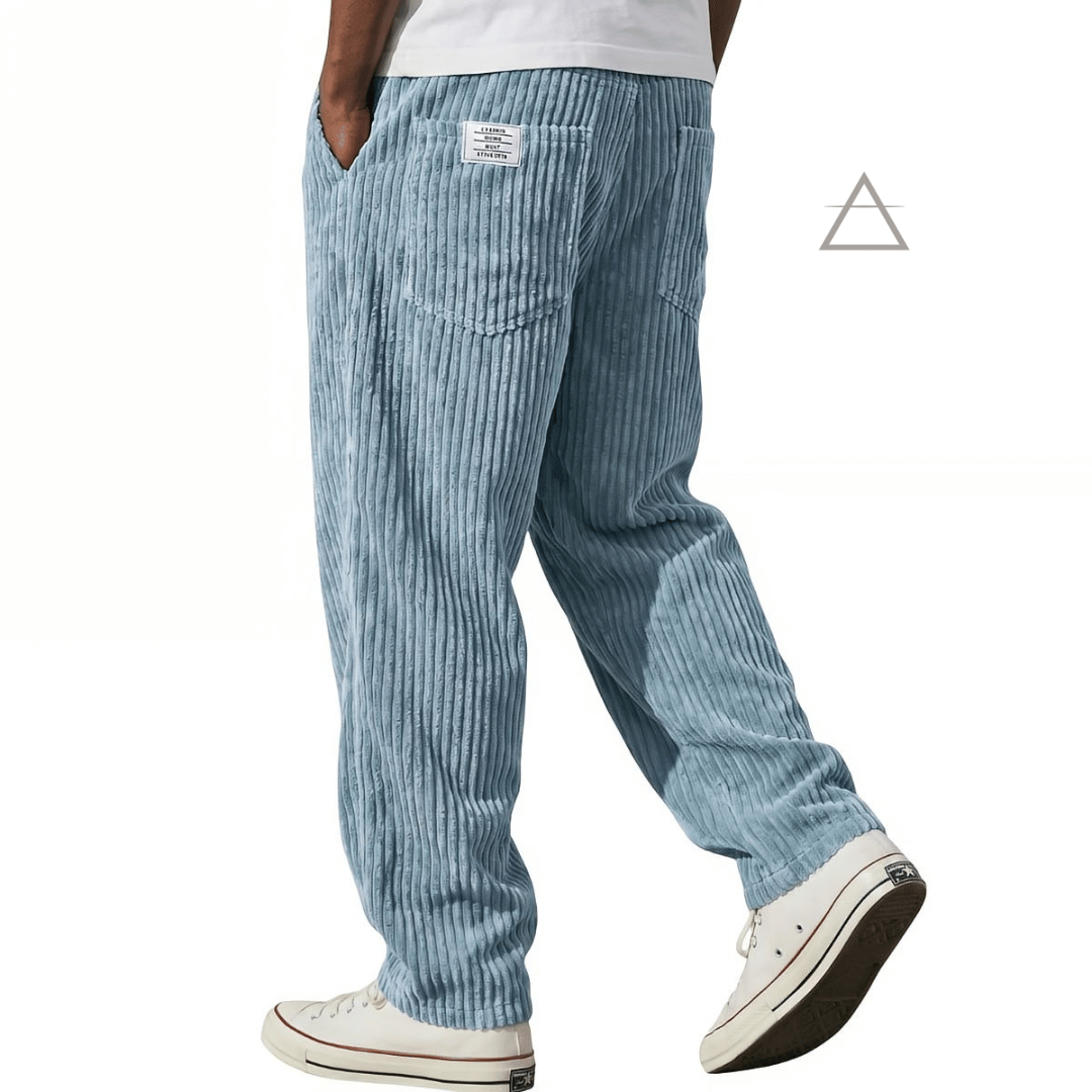 Pantalon Jules pour homme en velours côtelé céleste, à coupe ample et taille élastiquée avec cordon de serrage.⠋